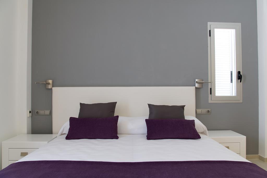 Apartamentos Proa - Emar Hotels Only Adults إس بويولس الغرفة الصورة